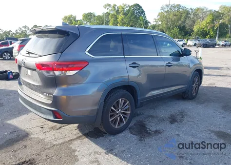 2018 Toyota Highlander Xle from USA, damaged, VIN 5TDJZRFH0JS540393